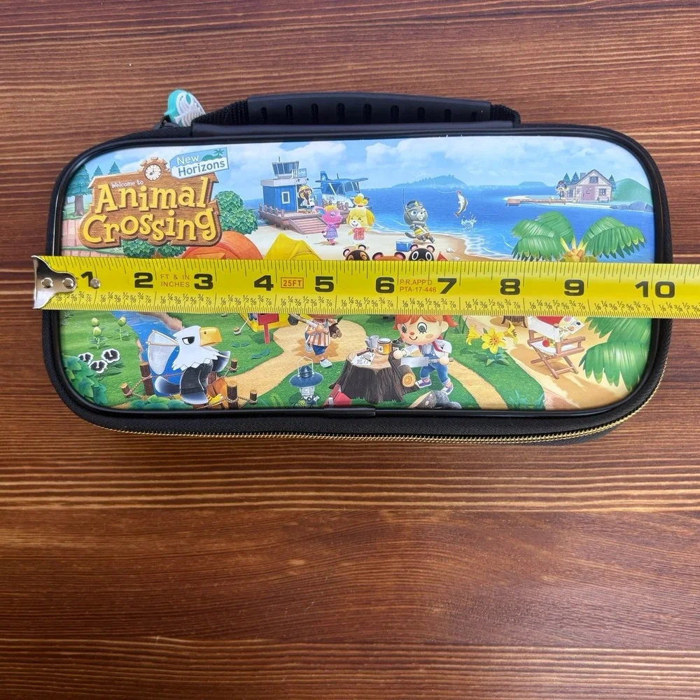 Nintendo Switch Carrying Case + 2 Game Storage Animal Crossings Full Art‎ Deluxe
